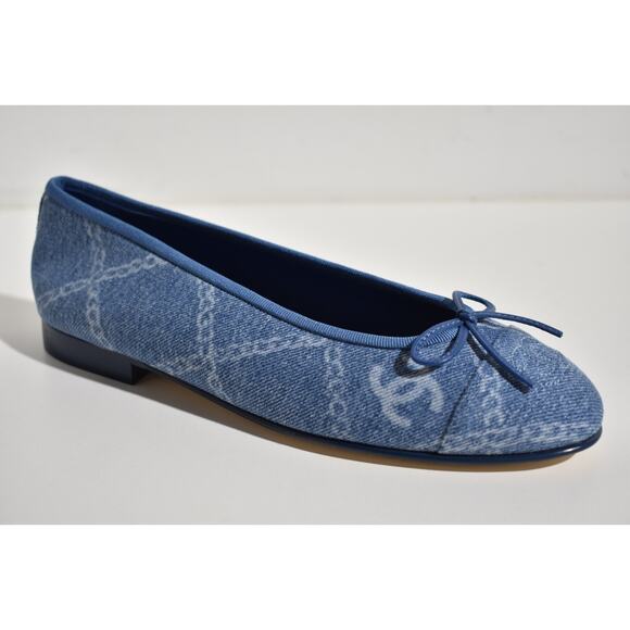 Chanel 23A Printed Denim Blue White CC Logo Bow Tie Ballet Ballerina Flat 37 - Picture 5 of 12